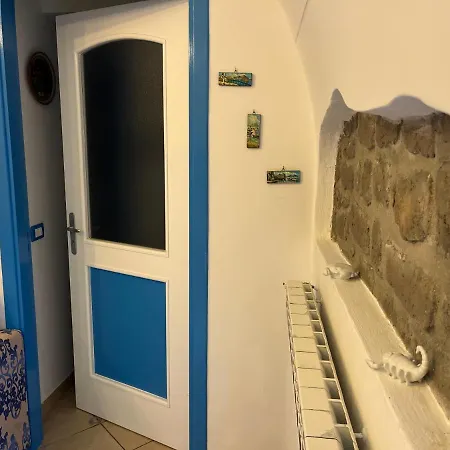 Casa vacanze Partenopea A Pochi Passi Dal Mare